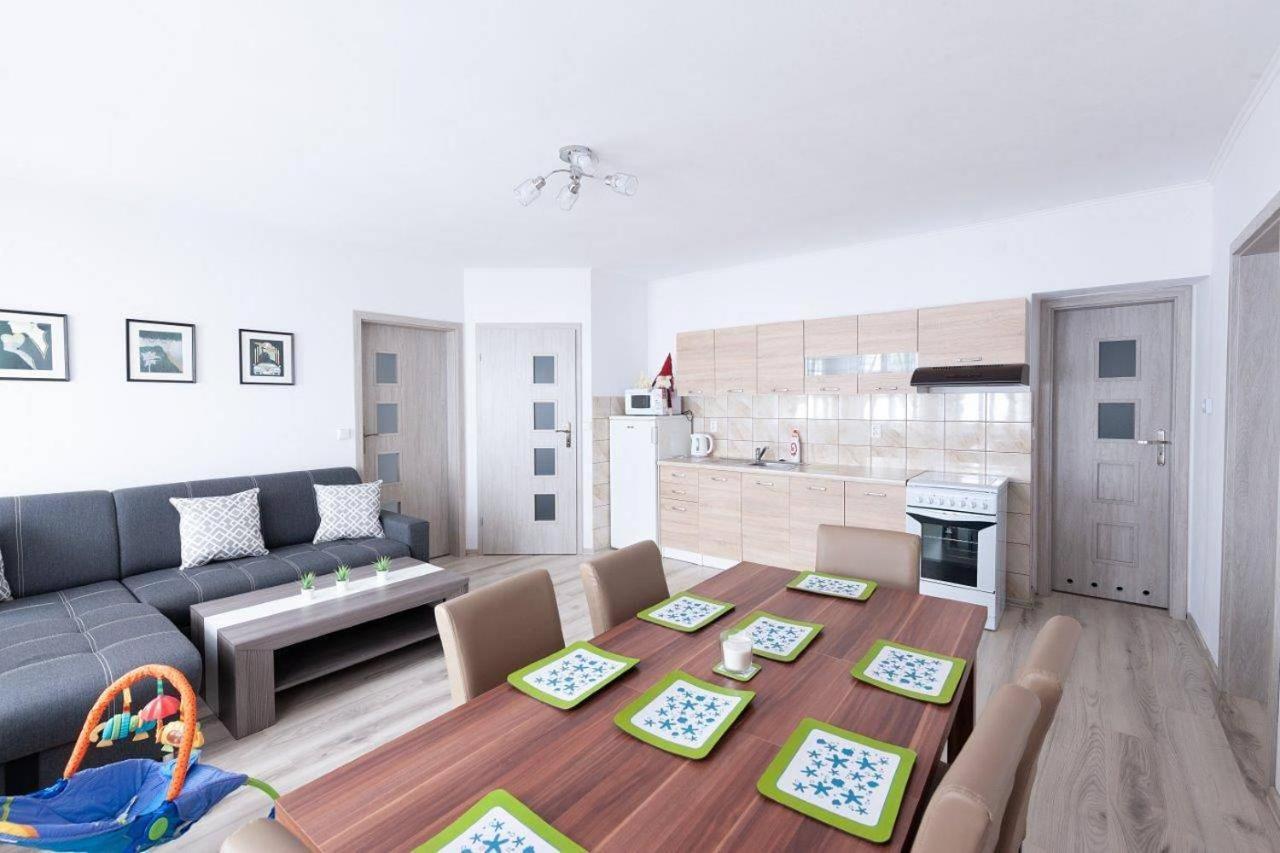 Nikola Apartment