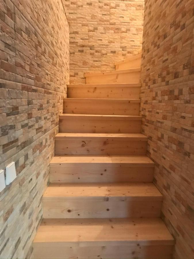 Nikola Apartment *