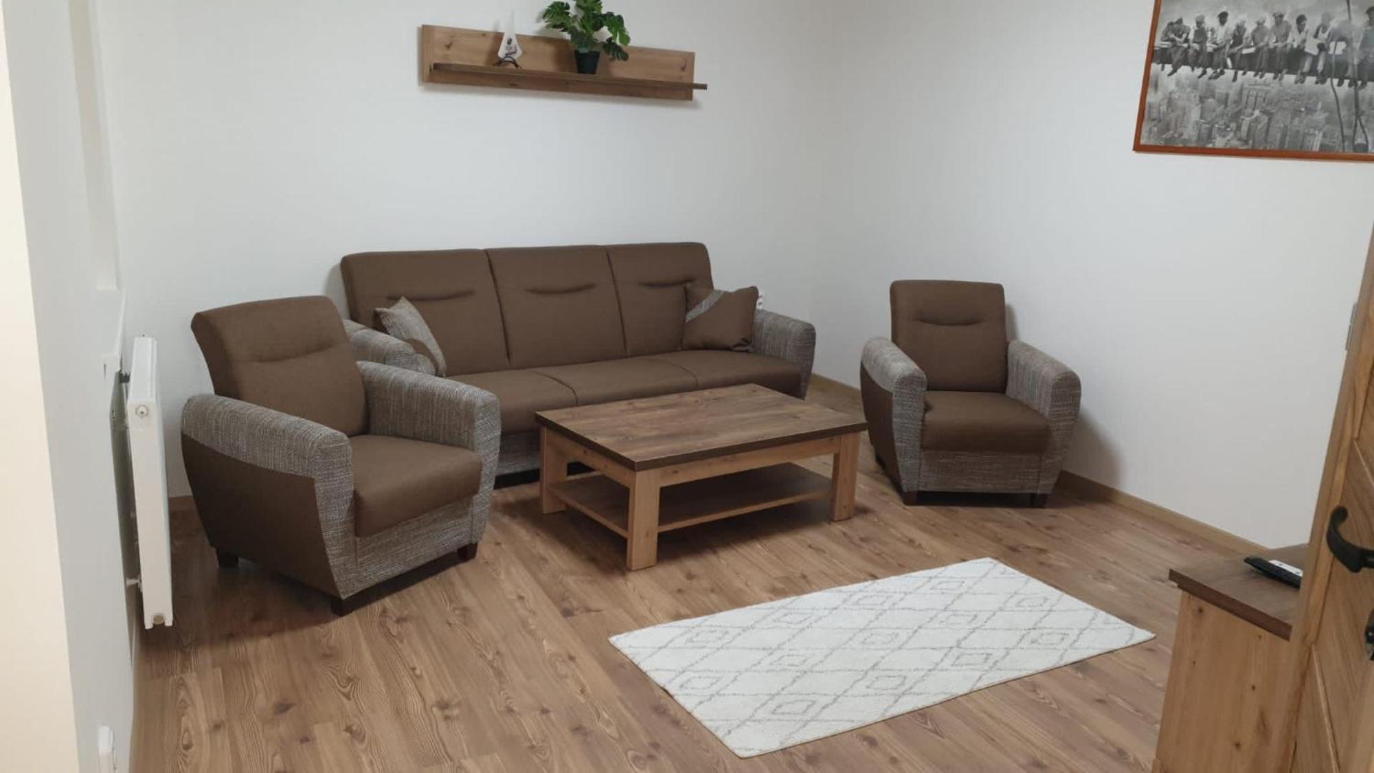 Apartment Nikola Kraliky