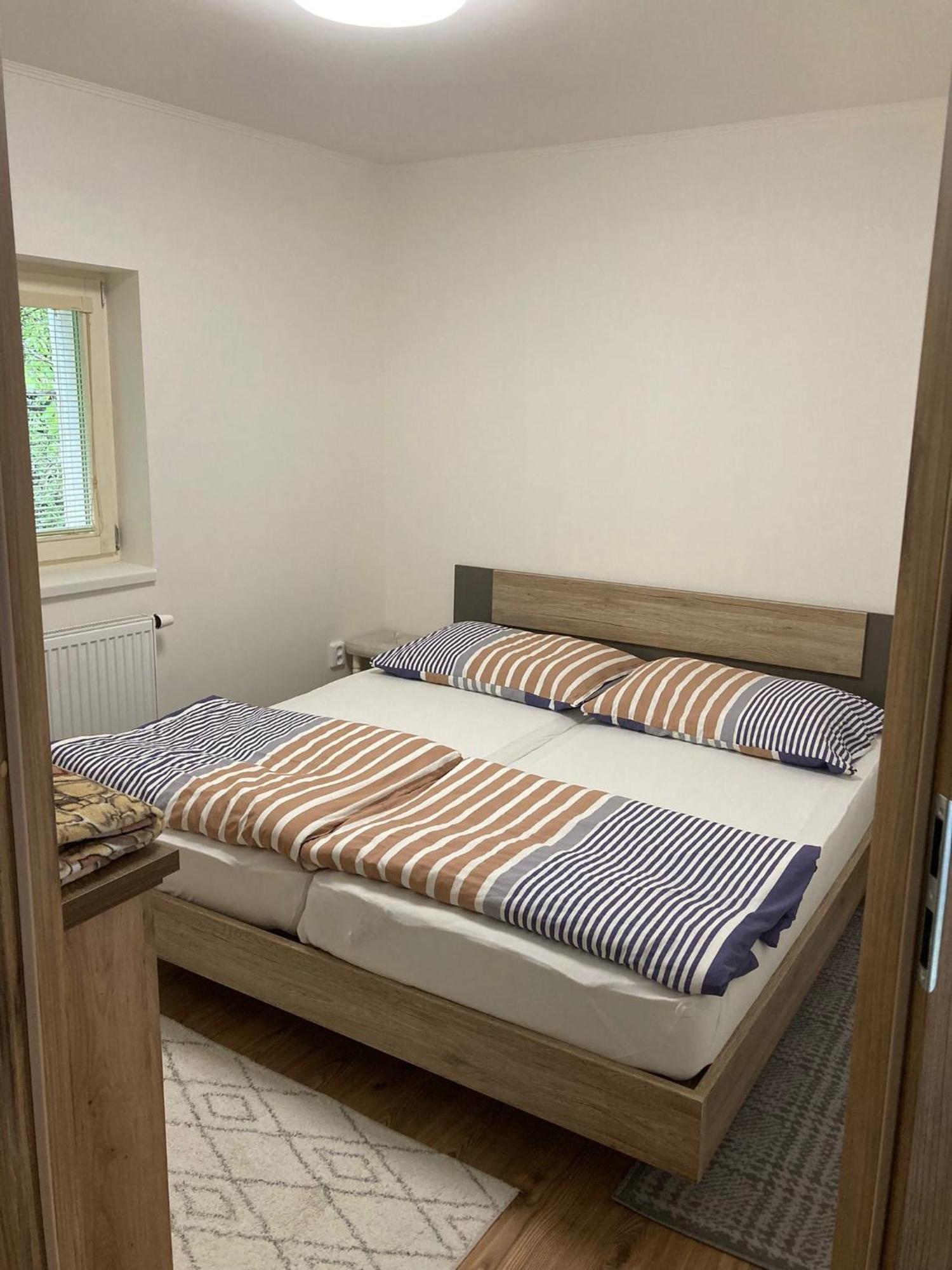 Nikola Apartment
